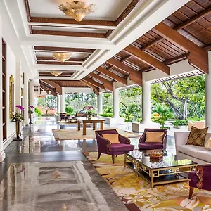 https://laguna-resort.ubudhotelsnow.com